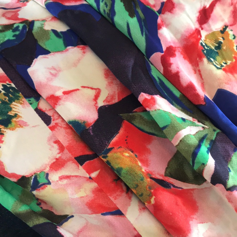 Absolutely fabulous & Fun Double Ties Dress Small - Picture 5 of 8